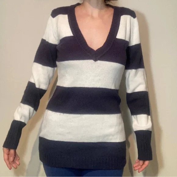 Striped sweater - Picture 5 of 7